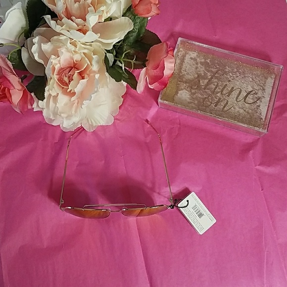 Stylish Mirrored sunglasses - Picture 5 of 7